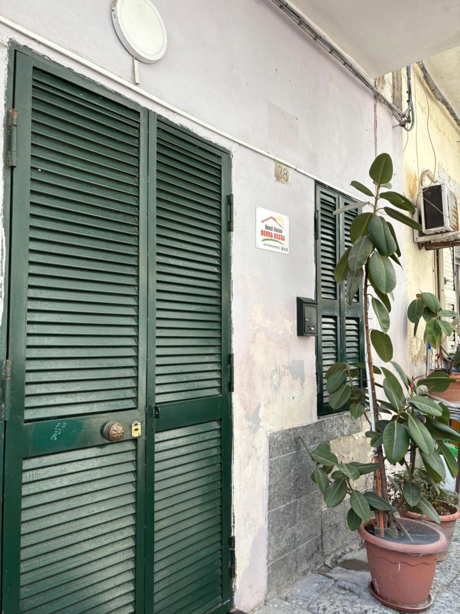 Guest House “Nonna Rossa” Napoli Exterior foto